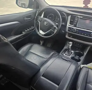 Toyota Highlander 2017 Black