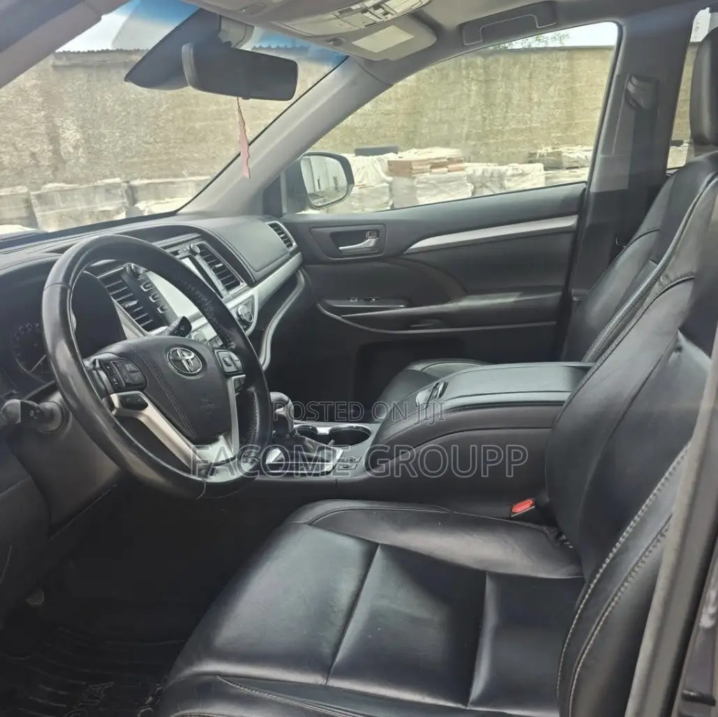 Toyota Highlander 2017 Black