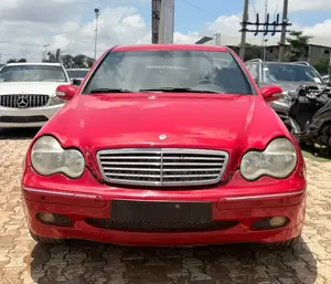 Mercedes-Benz C230 2007 Red