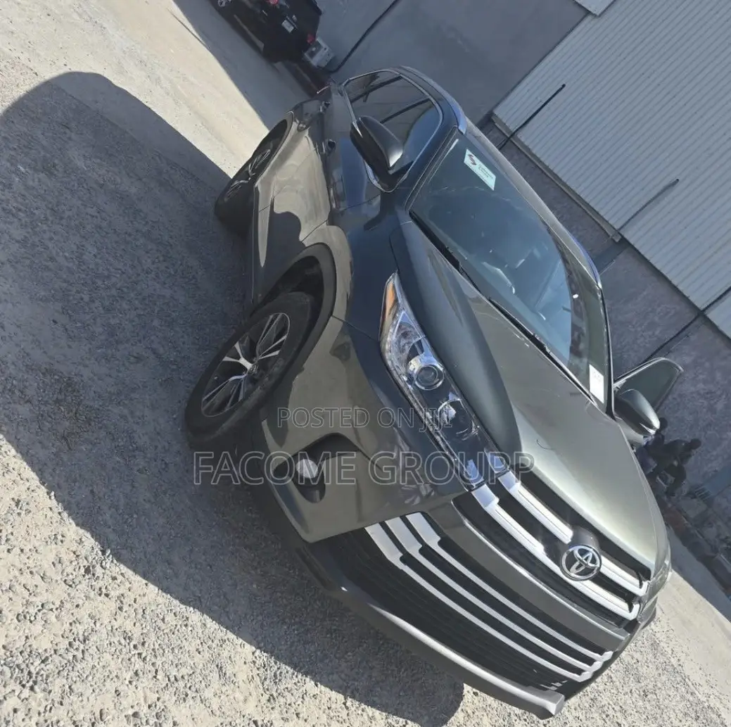 Toyota Highlander 2017 Gray