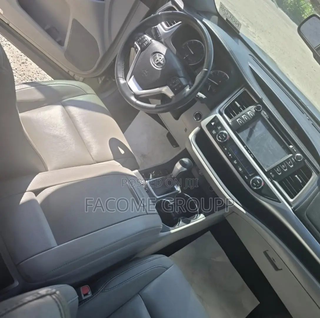 Toyota Highlander 2017 Gray