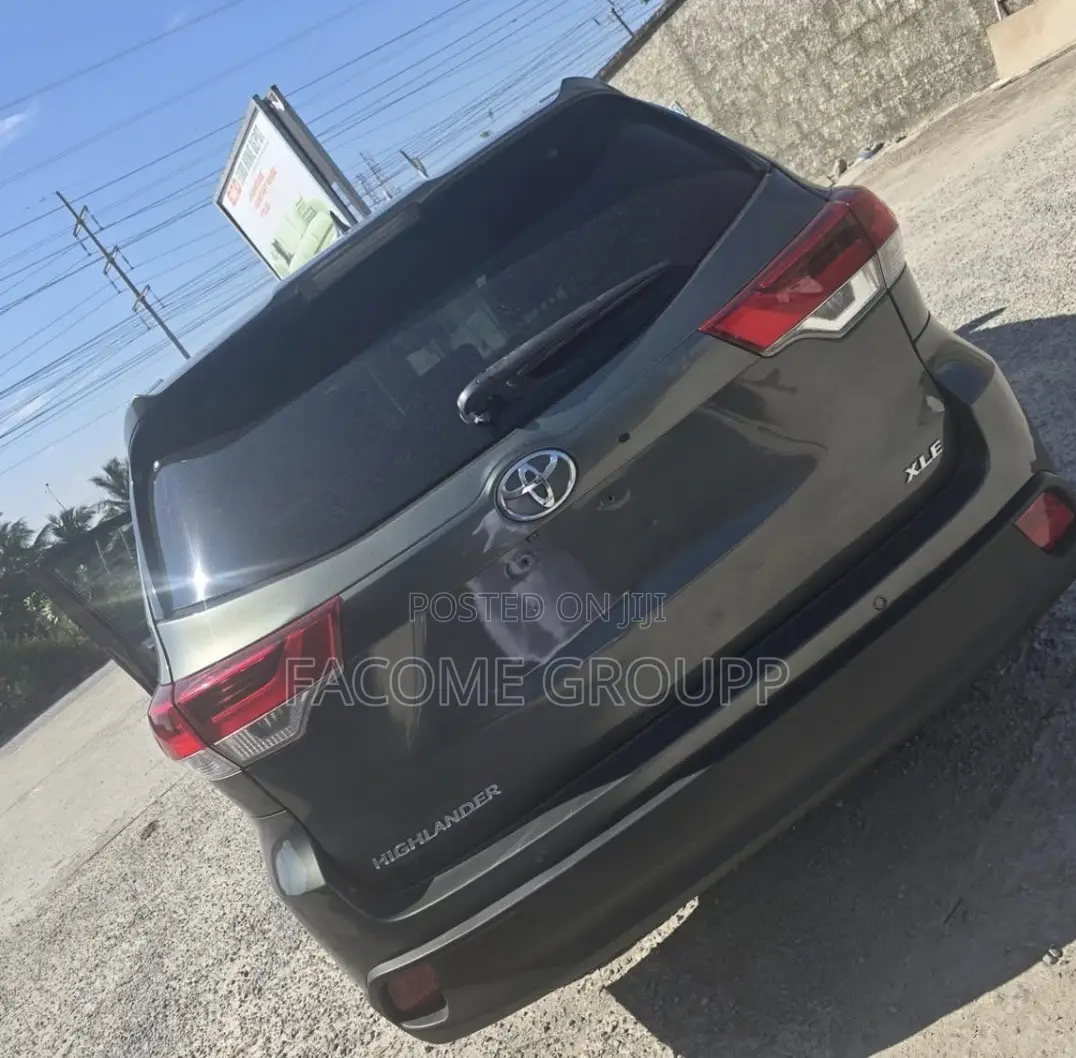 Toyota Highlander 2017 Gray