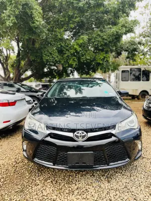 Toyota Camry SE 4dr Sedan (2.5L 4cyl 6A) 2016