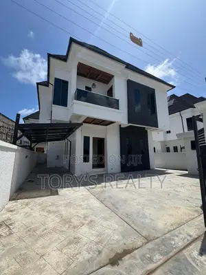 5bdrm Duplex in Lekki Phase 2 for rent