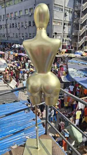 BBL Mannequin