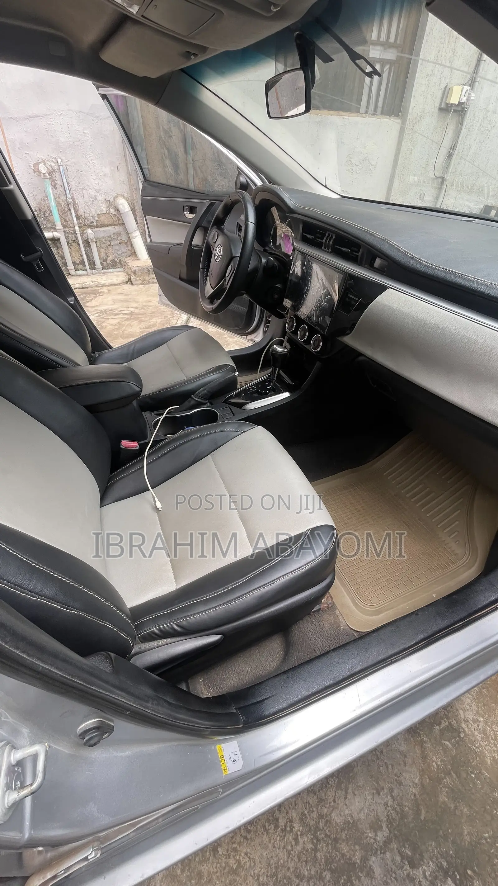 Toyota Corolla 2015 Silver
