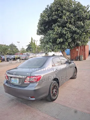 Toyota Corolla 2010 Gray