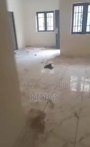 3bdrm Block of Flats in Area 1 By Durumi for rent