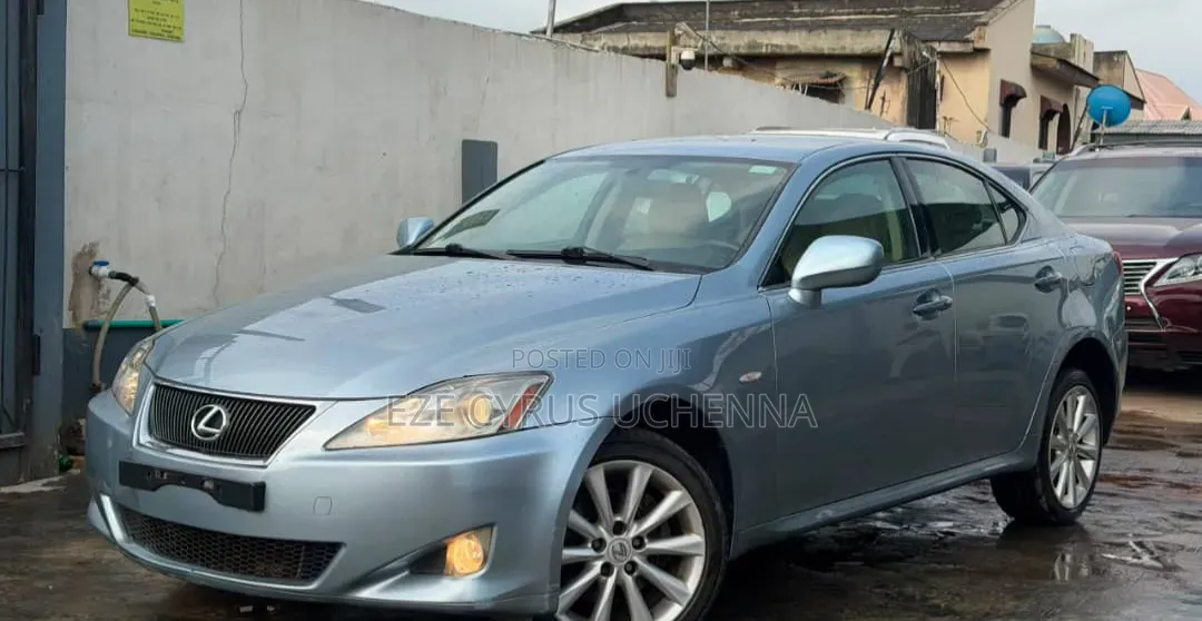Lexus IS 2008 Blue