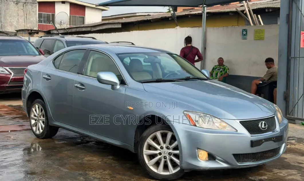 Lexus IS 2008 Blue