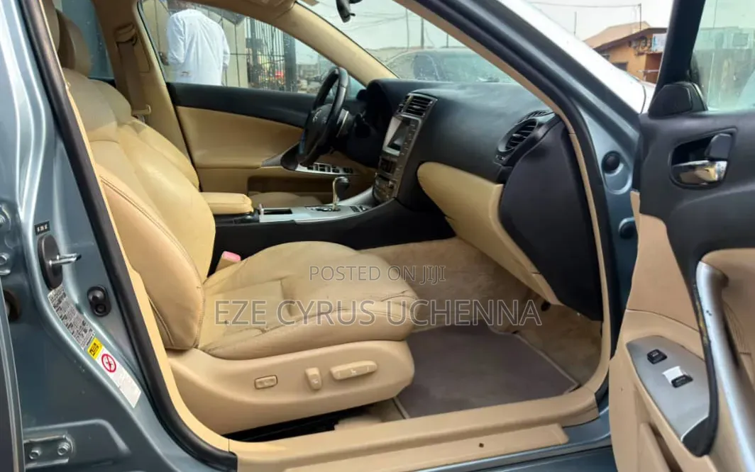 Lexus IS 2008 Blue