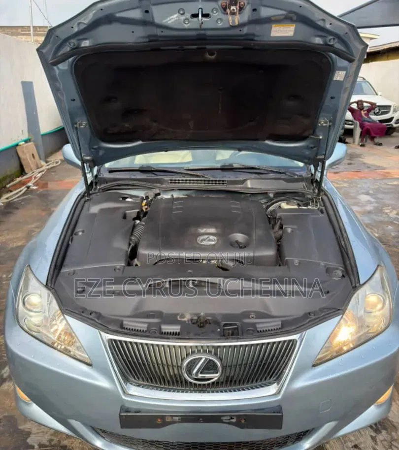 Lexus IS 2008 Blue
