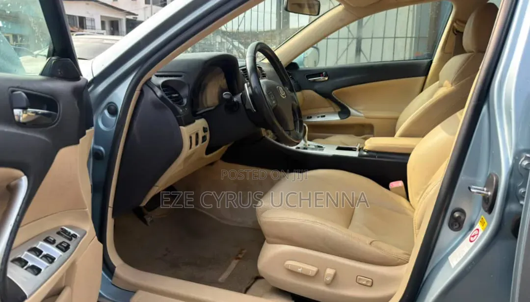 Lexus IS 2008 Blue