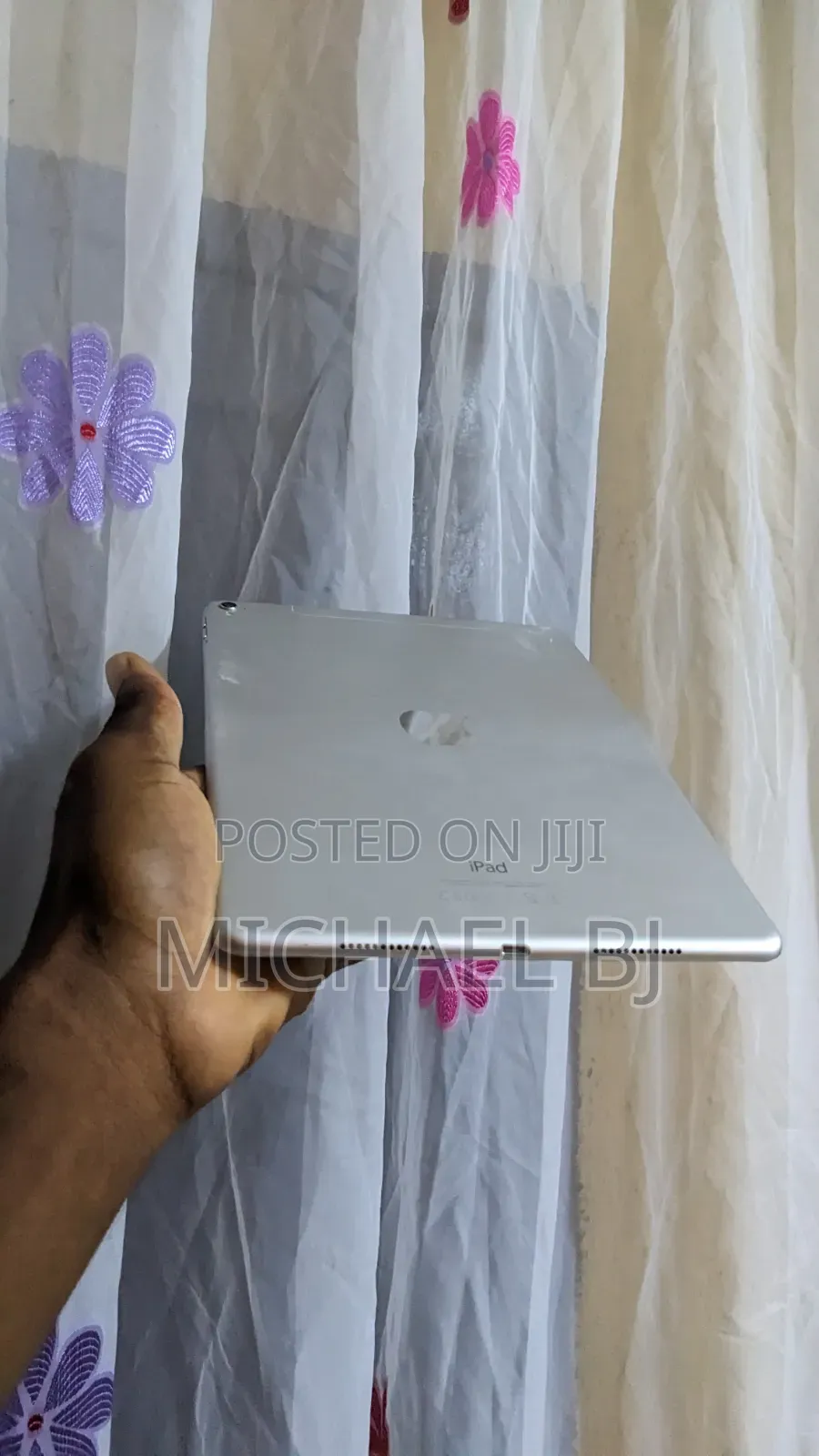 Apple iPad Pro 9.7 (2016) 256 GB Gray