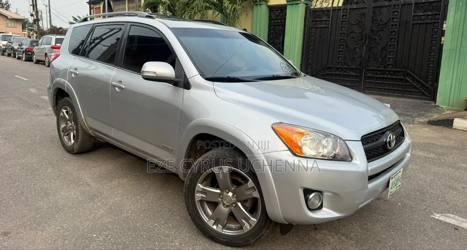 Toyota RAV4 2010 Silver