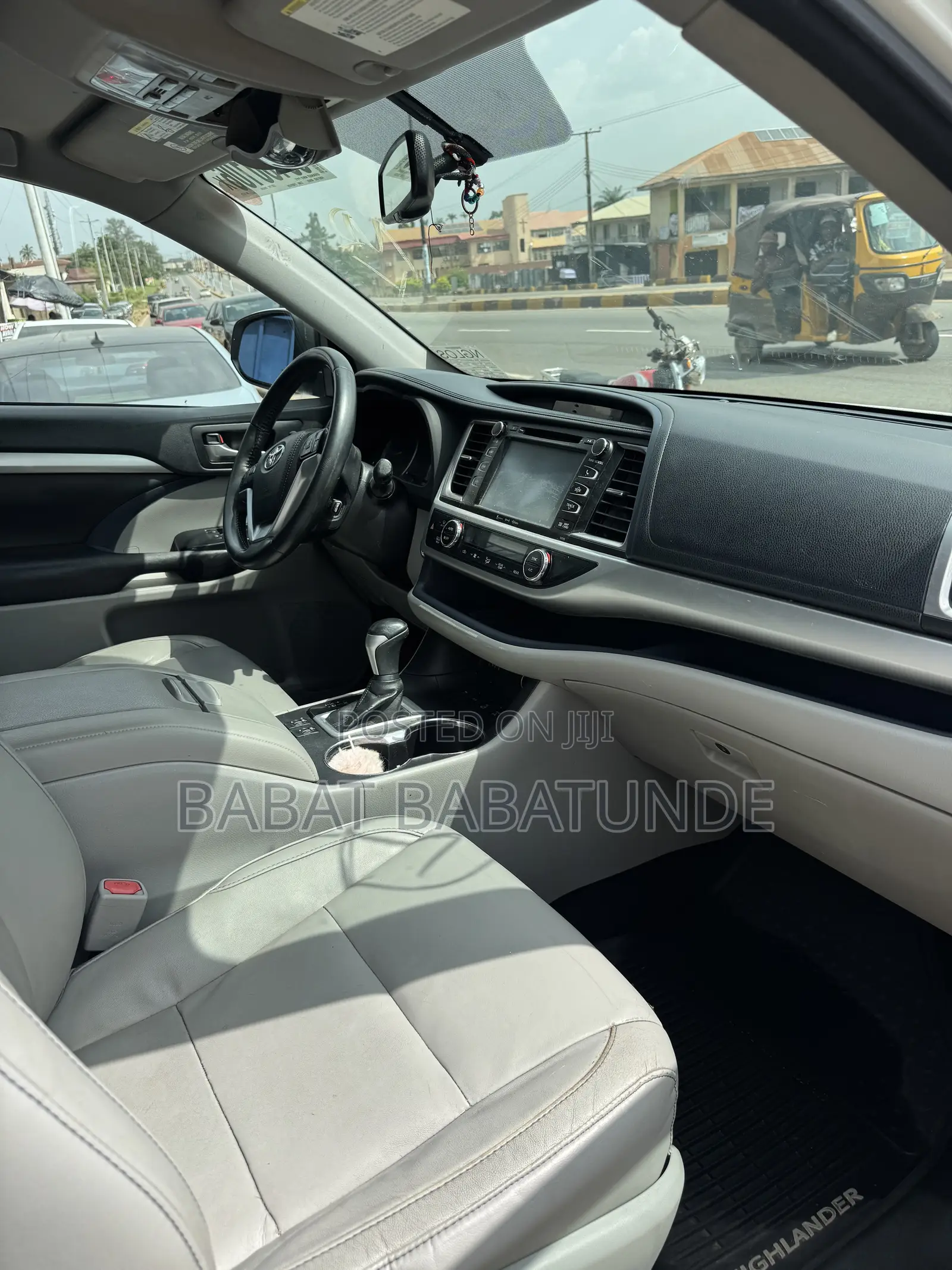 Toyota Highlander 2016 Off white