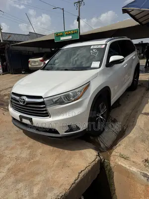 Toyota Highlander 2016 Off white