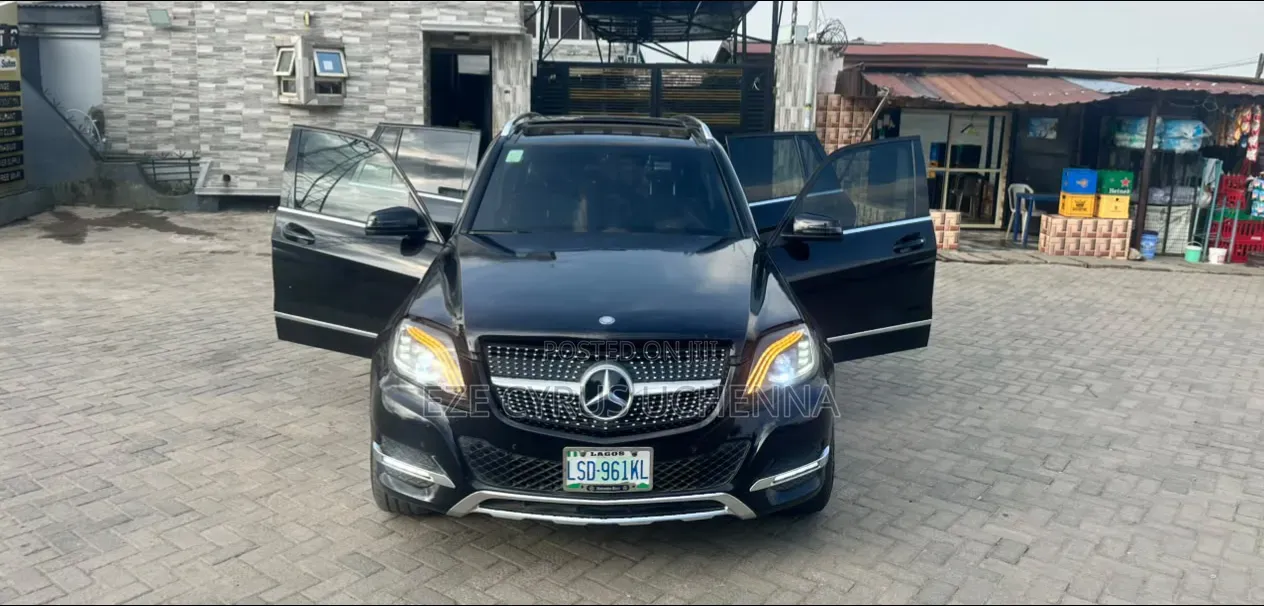 Mercedes-Benz GLK-Class 2014 Black