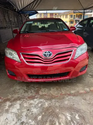 Toyota Camry 2010 Red
