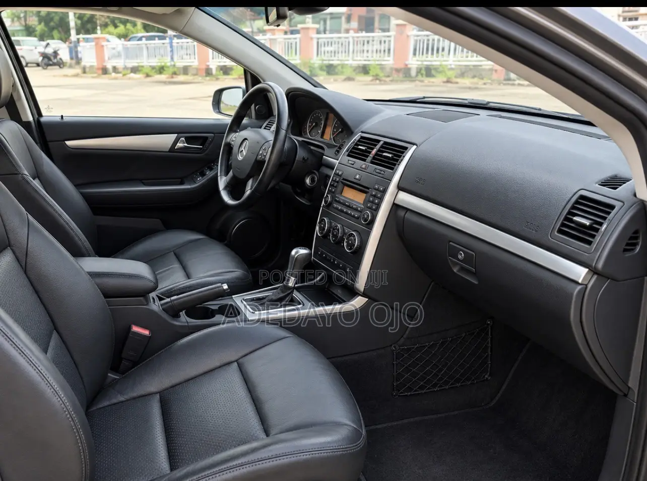 Mercedes-Benz B-Class 2011 Black