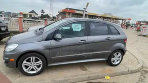Mercedes-Benz B-Class 2011 Black