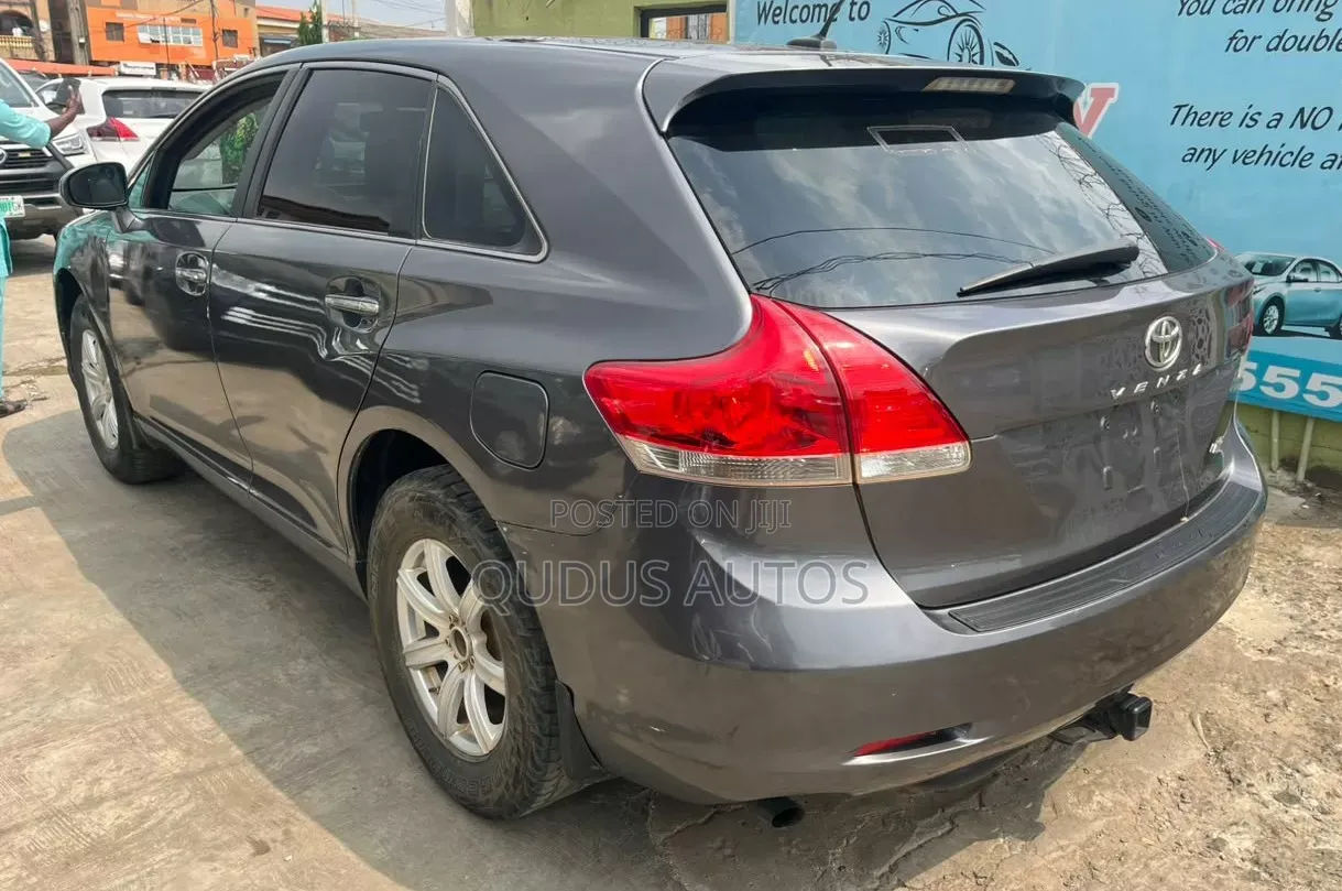 Toyota Venza 2009 Gray