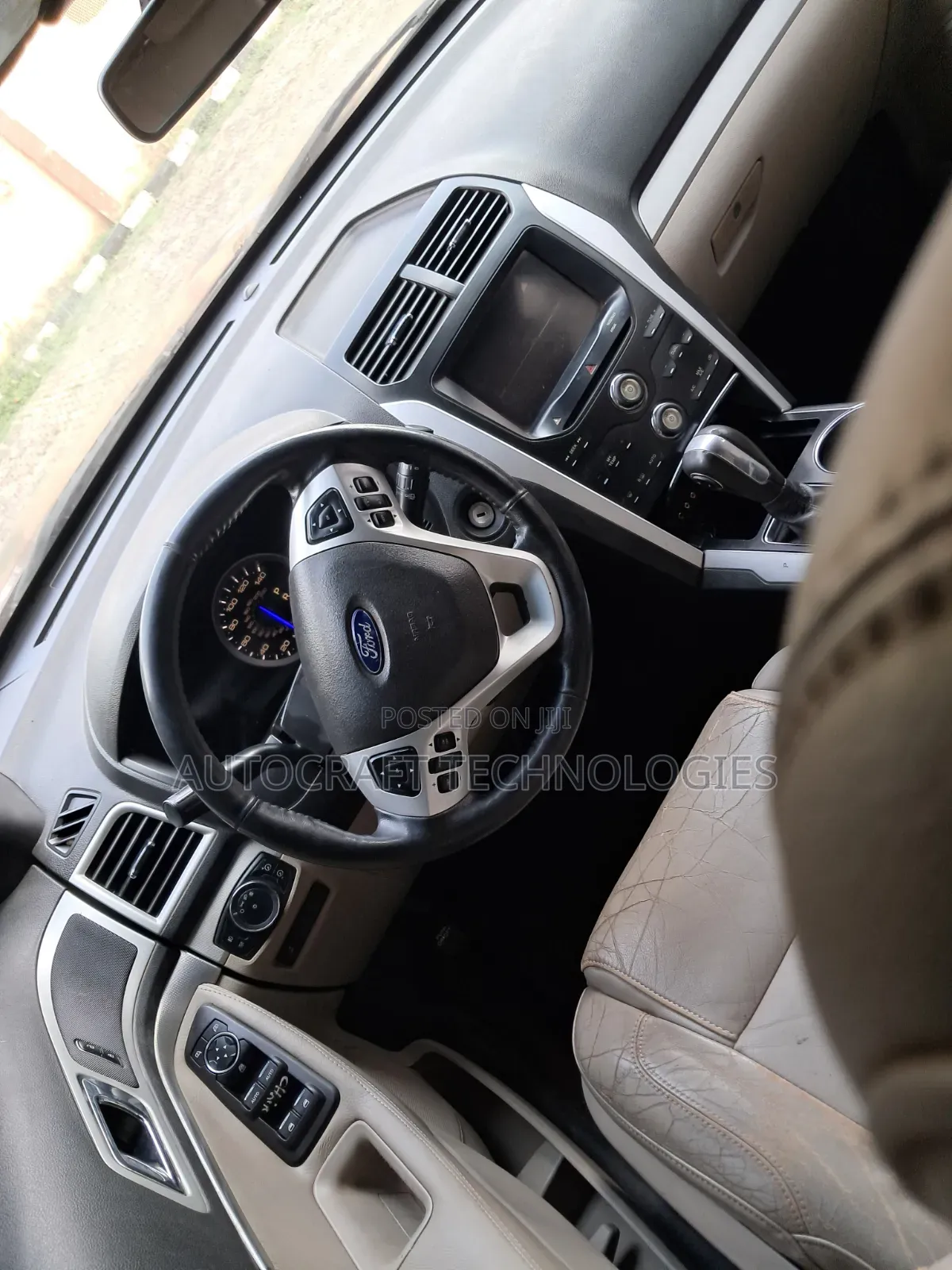 Ford Explorer 2012