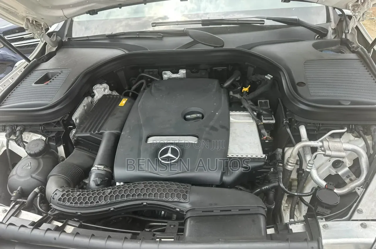 Mercedes-Benz GLC-Class 2019 White