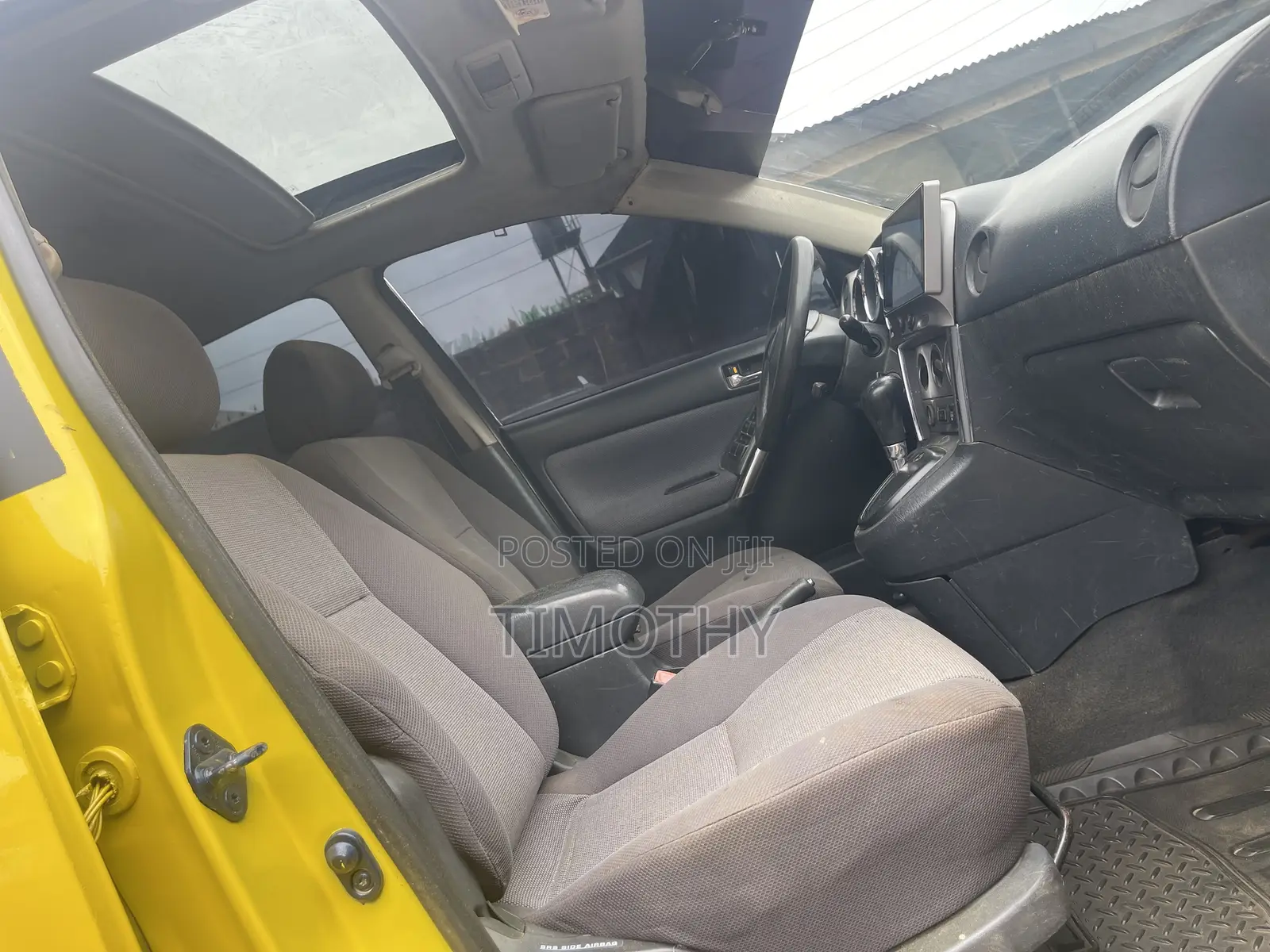 Toyota Matrix 2004 Yellow