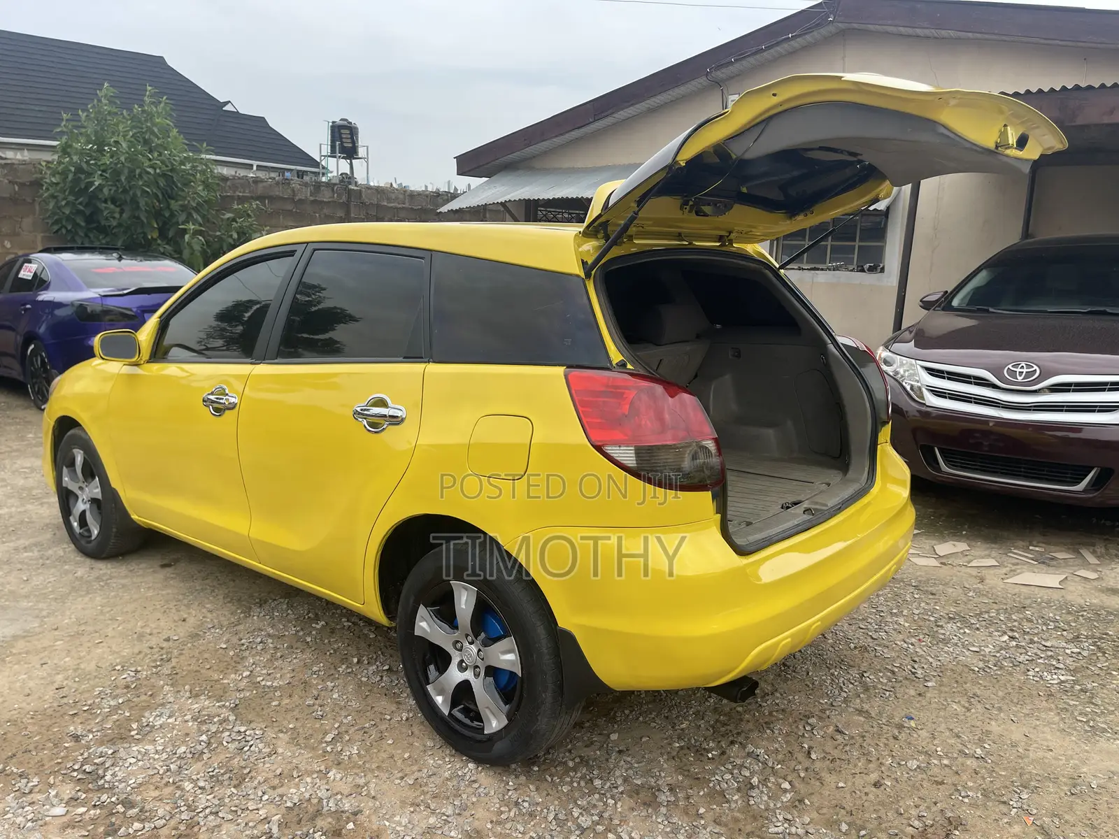 Toyota Matrix 2004 Yellow