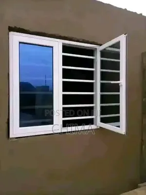 4/4 Casement Window