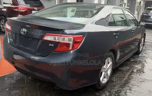 Toyota Camry 2014 Blue