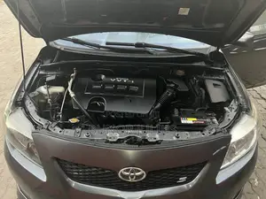 Toyota Corolla S 4dr Sedan (1.8L 4cyl 4A) 2010 Gray