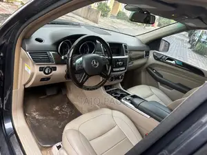 Mercedes-Benz M Class 2012 Blue