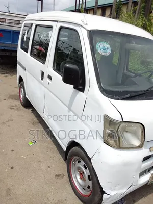 Daihatsu Hijet 2010 White