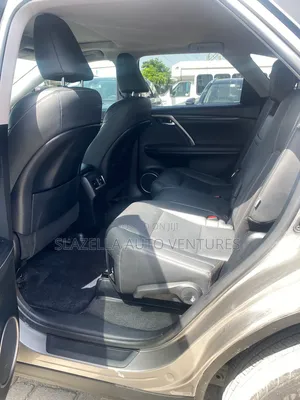 Lexus RX 2021 Silver