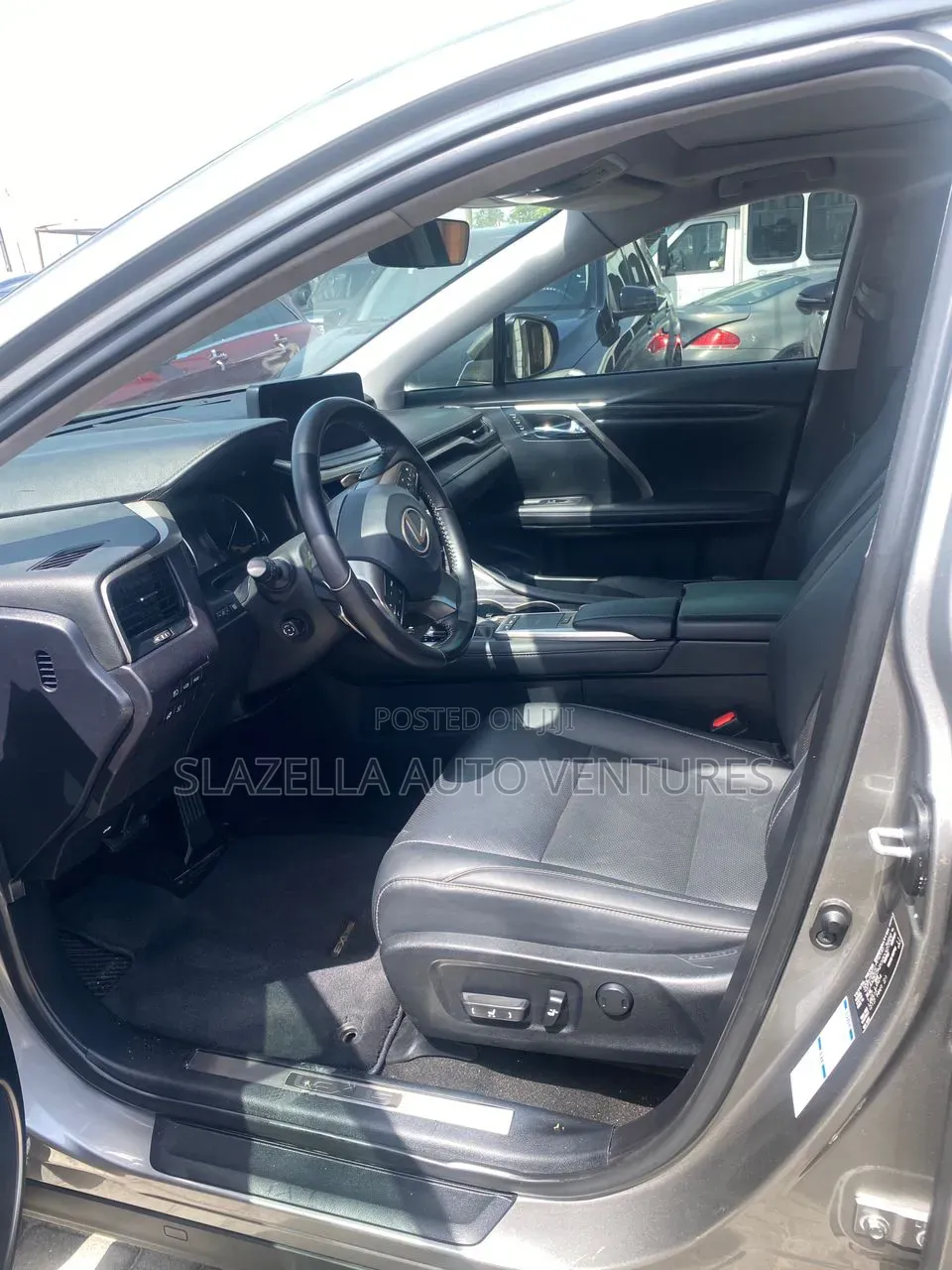 Lexus RX 2021 Silver