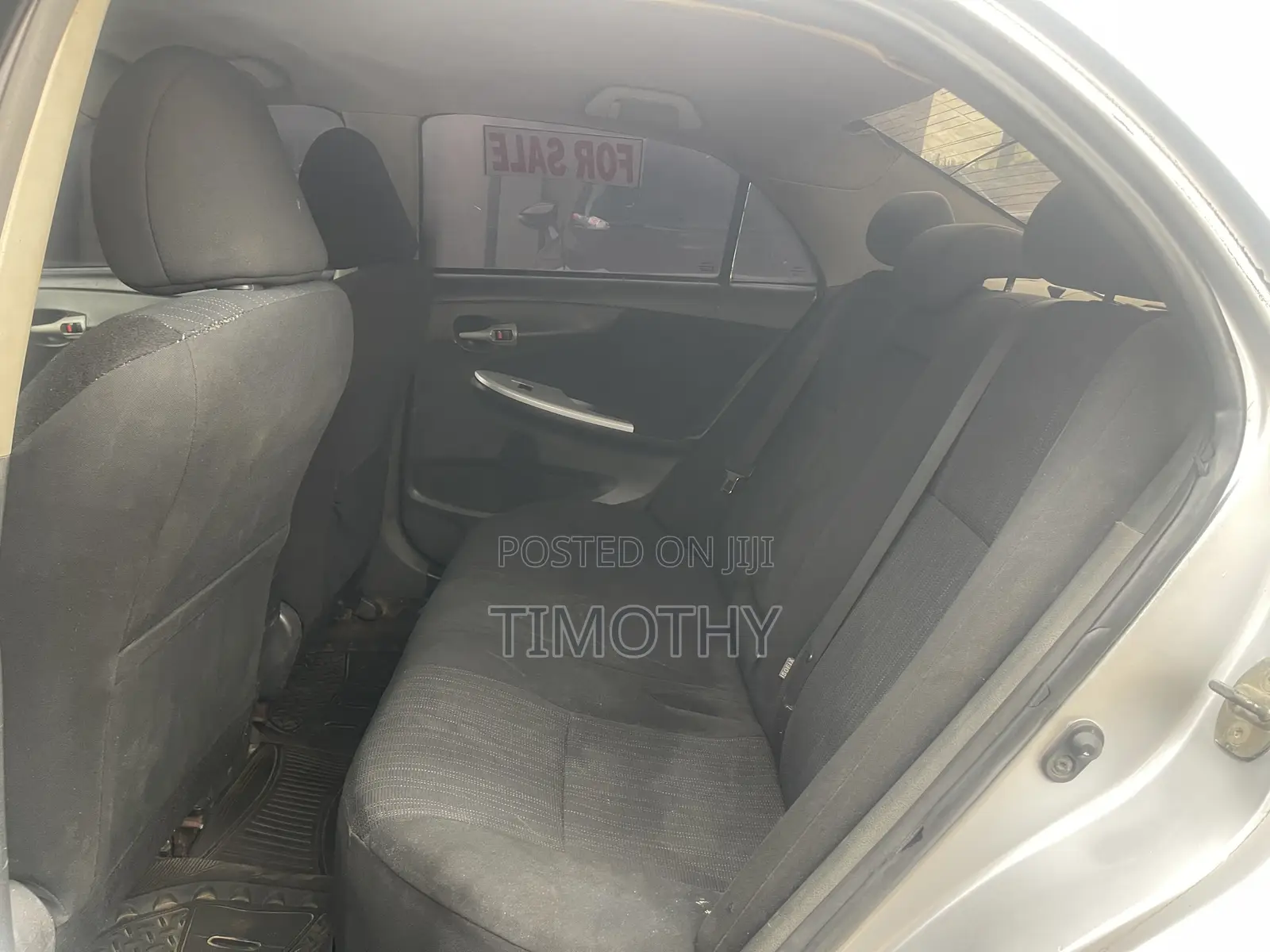 Toyota Corolla 2011 Silver