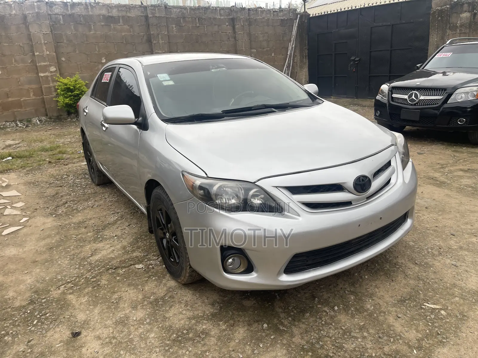 Toyota Corolla 2011 Silver