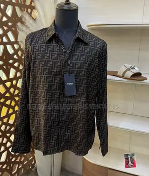 *Original Fendi Pure Silk Shirt Available in Store  M —— XL