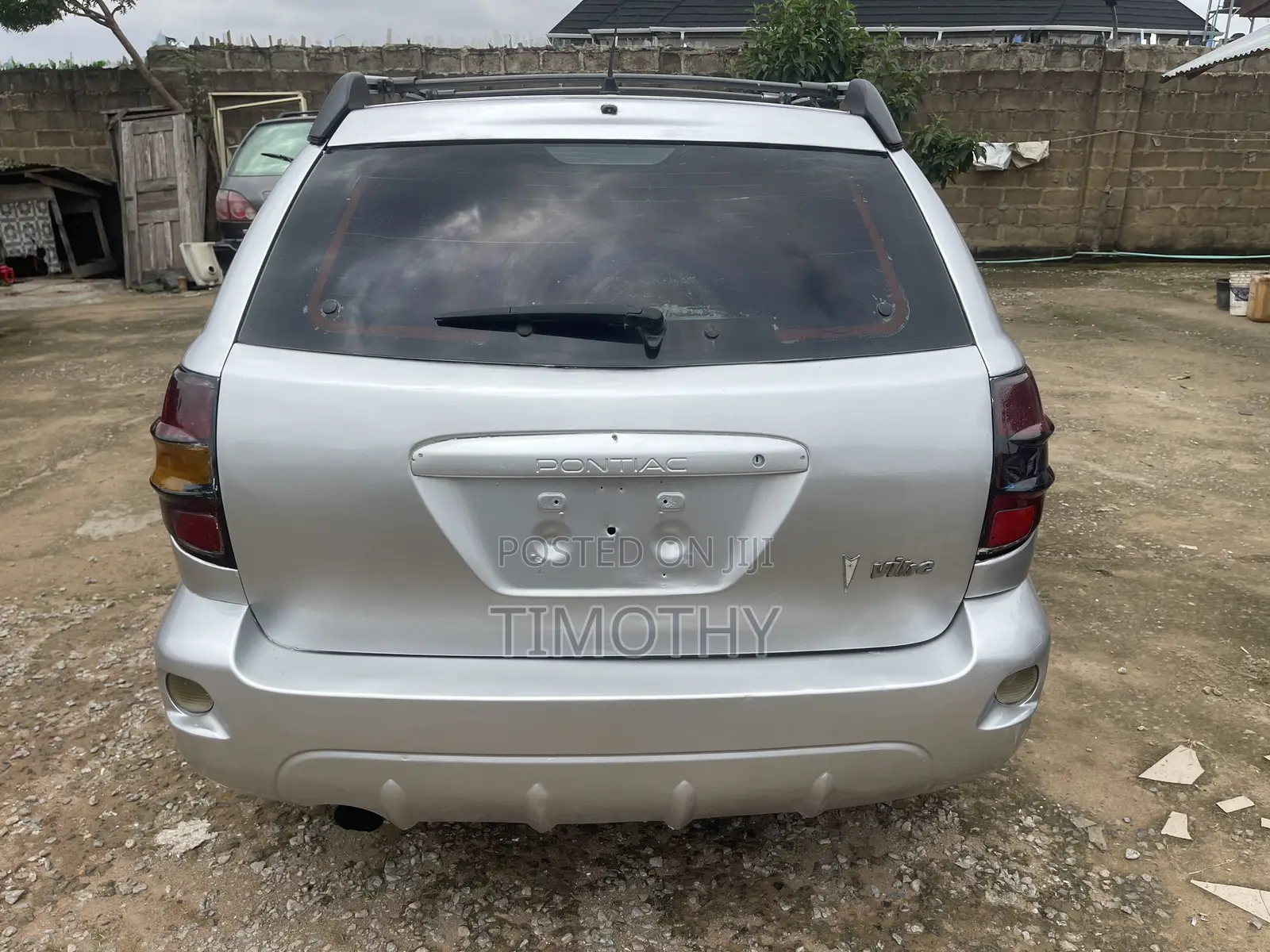 Pontiac Vibe Automatic 2004 Silver