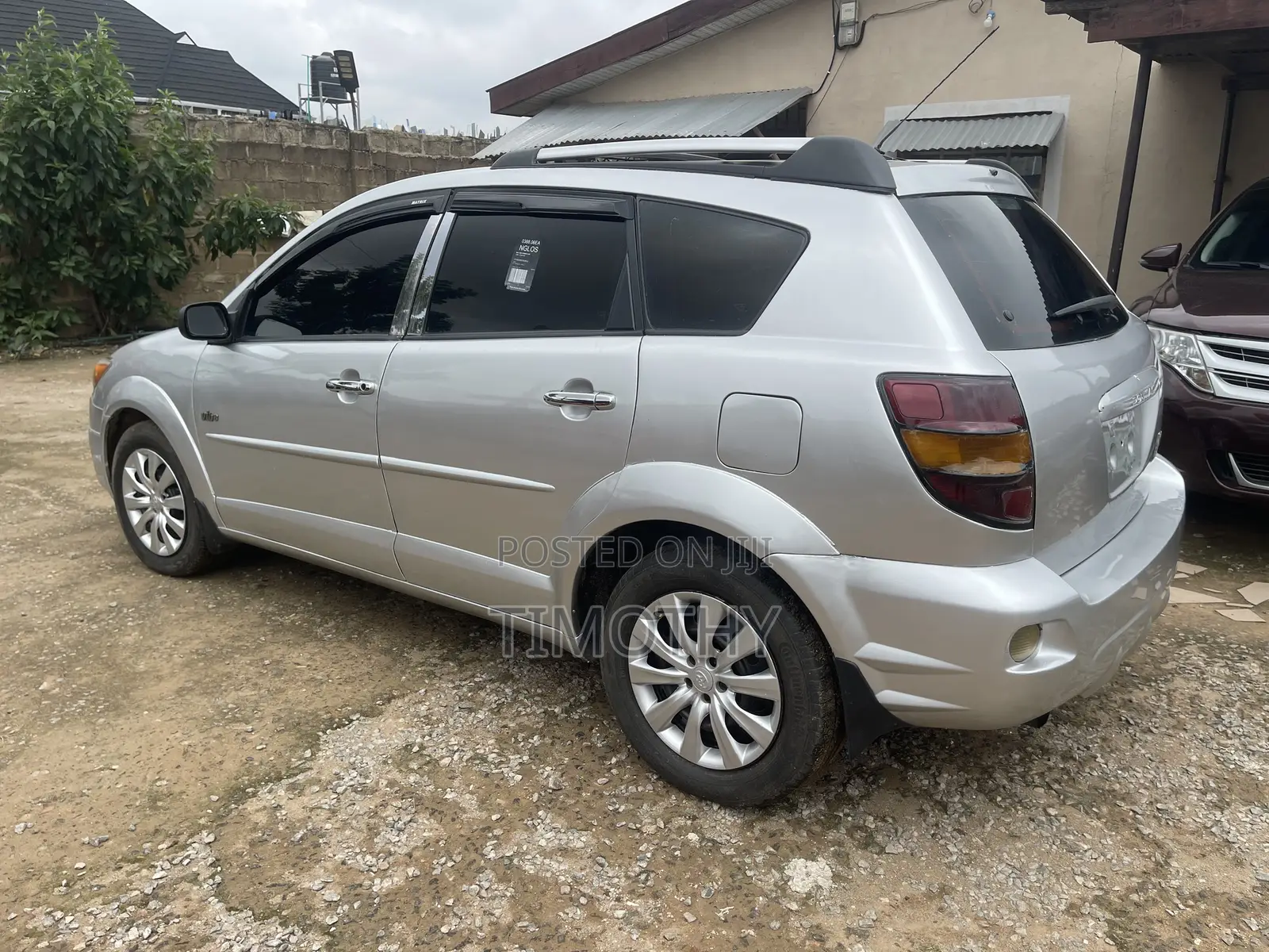 Pontiac Vibe Automatic 2004 Silver
