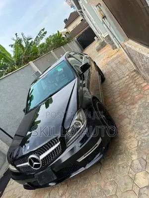 Mercedes-Benz C300 2009 Red