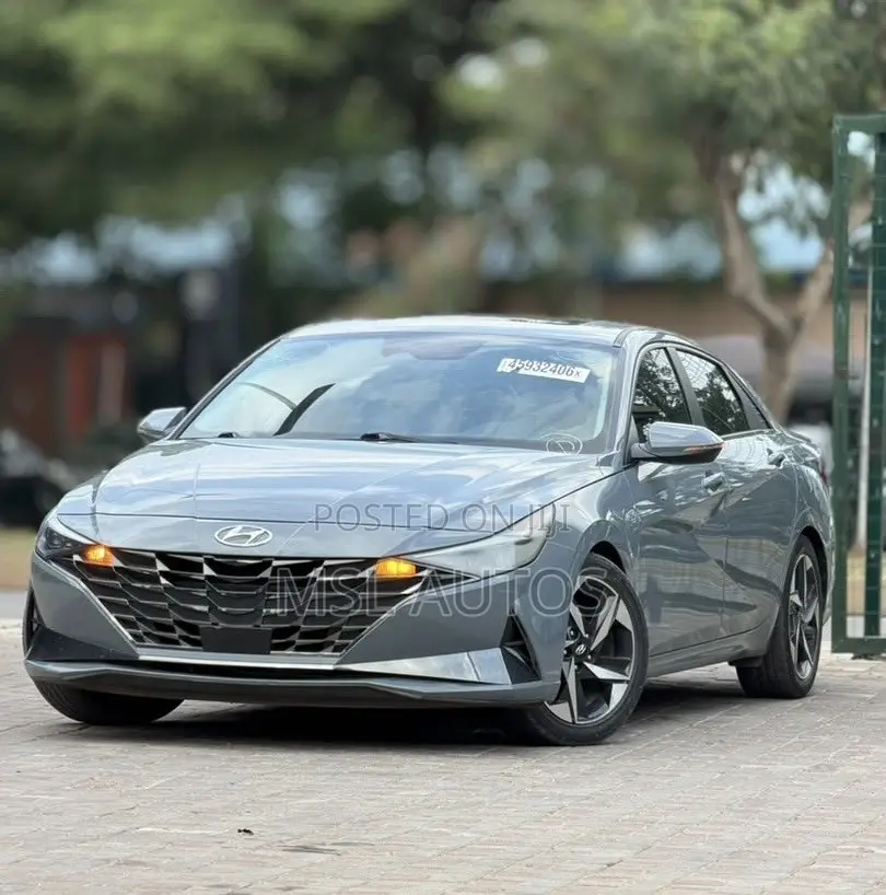 Hyundai Elantra 2021 Gray