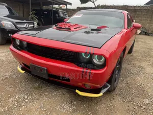 Dodge Challenger SRT8 2012 Red