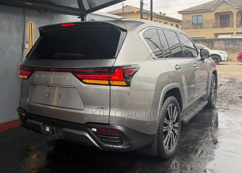 Lexus LX 2024 Gray
