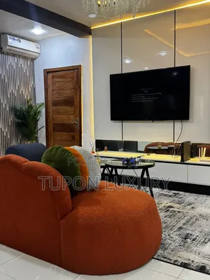 One 1 Bedroom Apartment With PS4 & Pool