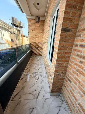 1bdrm Shared Apartment in Thomas Estate, Lekki Expressway for rent