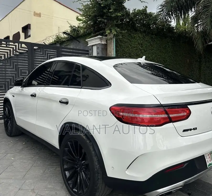 Mercedes-Benz GLE-Class 2017 White