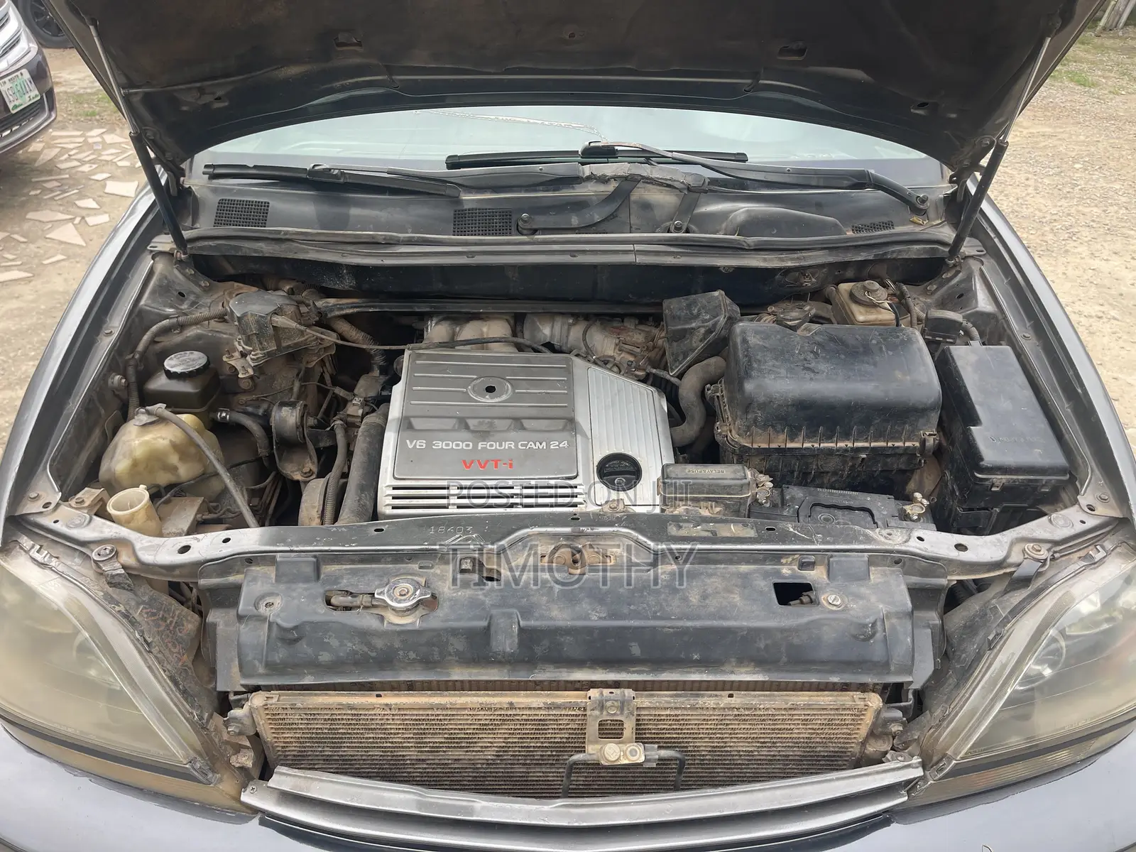 Lexus RX 2000 Gray